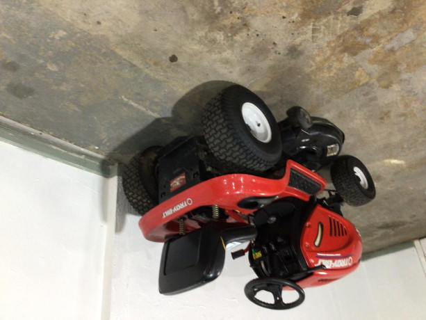 troy-built-42-in-mower-runs-well-big-1