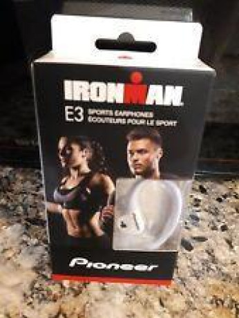 new-2017-pioneer-ironman-sports-earphones-se-e3m-bbwhite-big-0