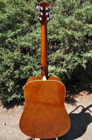 silvertone-pro-series-acoustic-guitar-big-1