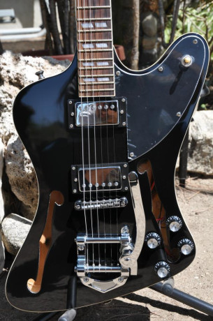 custom-shop-semi-hollow-electric-guitar-big-2