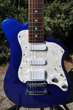 farnell-ultra-light-electric-guitar-big-2