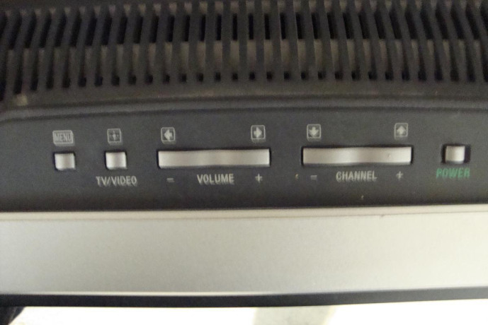 sony-bravia-46lcd-tv-mod-kdl-46v2500-big-3