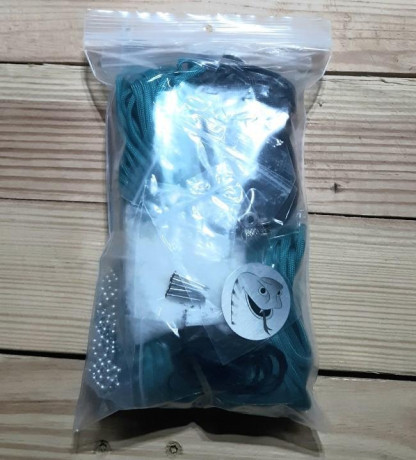 whip-making-kit-loud-cracking-whip-these-are-nylon-big-0