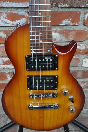 esp-ltd-ec-jr-2tb-electric-guitar-big-2