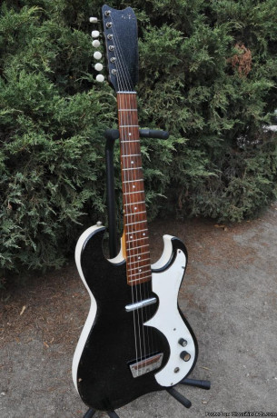 1962-silvertone-1448-electric-guitar-big-3