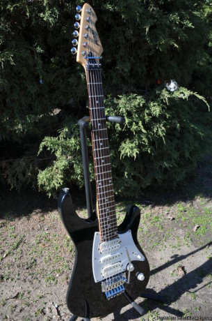 peavey-detonator-electric-guitar-big-3