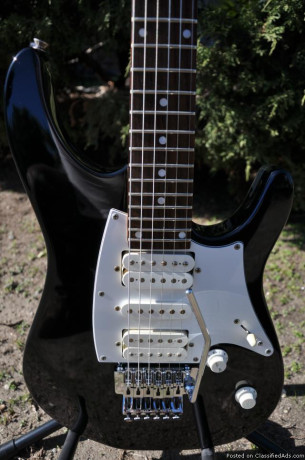 peavey-detonator-electric-guitar-big-2