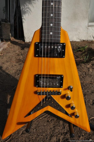 iyv-flying-v-electric-guitar-big-2