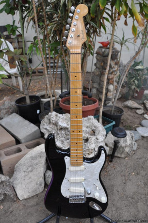 custom-made-strat-big-4