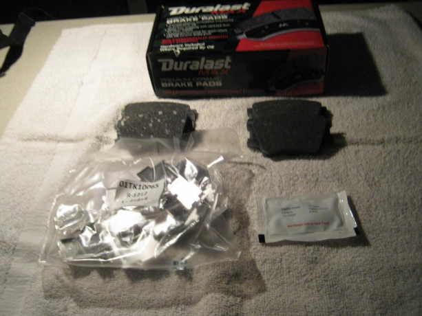 new-toyota-rav-4-rear-ceramic-disc-pads-2010-thru-2017-duralast-pn-dgc1212-big-0