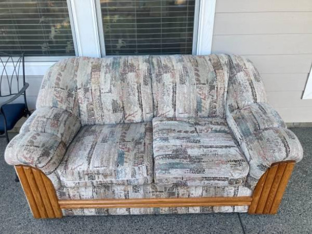 love-seat-big-1