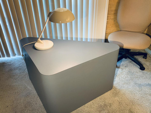 post-modern-triangular-multi-purpose-table-big-0