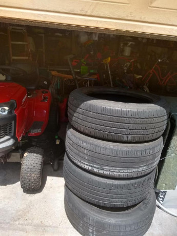 4-tires-235x60x18-big-0