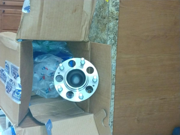 2015-kia-forte-front-wheel-bearing-and-hub-big-1