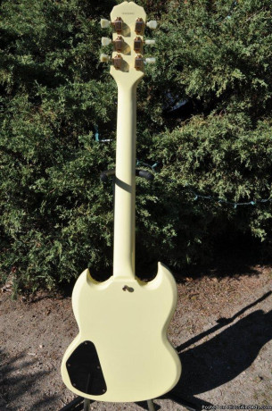 epiphone-les-paul-custom-sg-electric-guitar-big-1