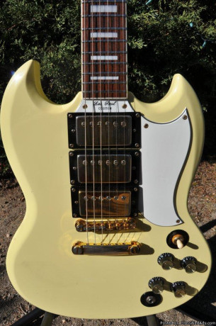 epiphone-les-paul-custom-sg-electric-guitar-big-2