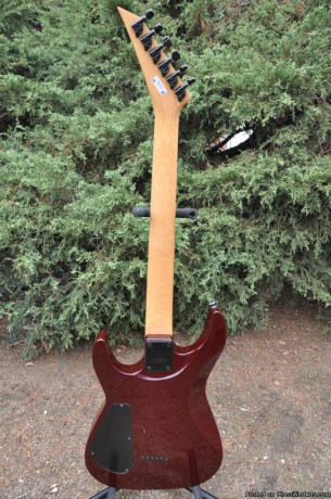 jackson-slat-strat-electric-guitar-big-1