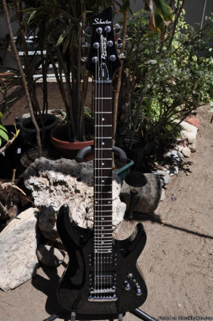 schecter-diamond-series-omen-6-electric-guitar-big-4