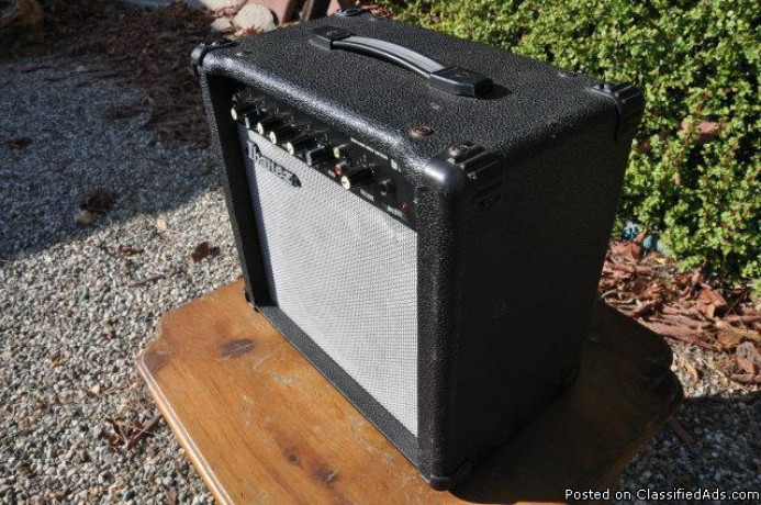ibanez-gta15r-electric-guitar-amplifier-big-3
