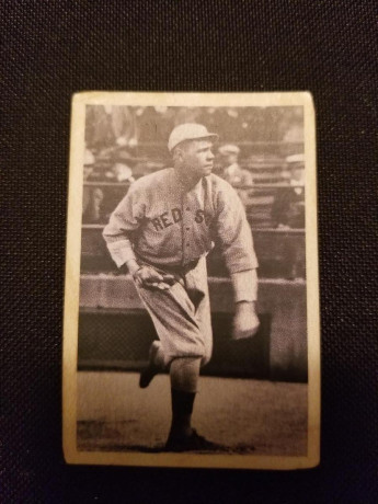 babe-ruth-original-photo-with-signature-big-1