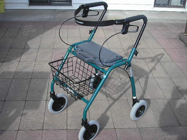 tall-dolomite-amigo-rollator-walker-for-sale-big-4