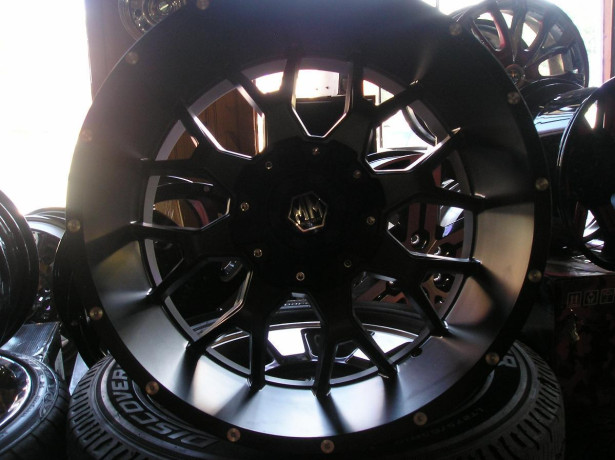 4-22-inch-mayham-wheels-big-0
