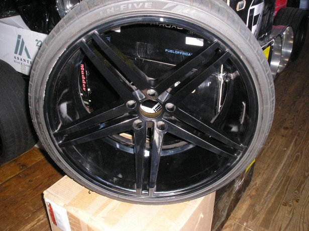 4-22-inch-verde-wheels-and-tires-big-0