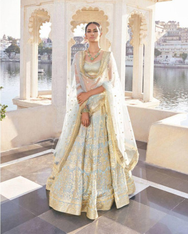 bridal-couture-couture-wedding-designers-dress-falguni-shane-peacock-big-2