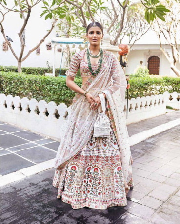 bridal-couture-couture-wedding-designers-dress-falguni-shane-peacock-big-1