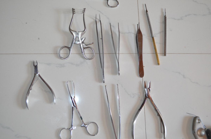 orthopedic-surgical-hand-instruments-big-1