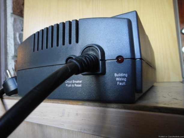 apc-350-surge-protectionplus-battery-backup-big-0