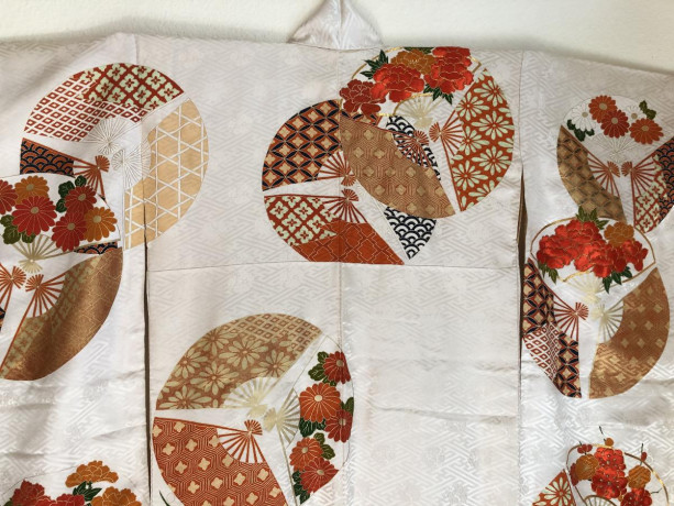 authentic-japanese-silk-kimono-big-3