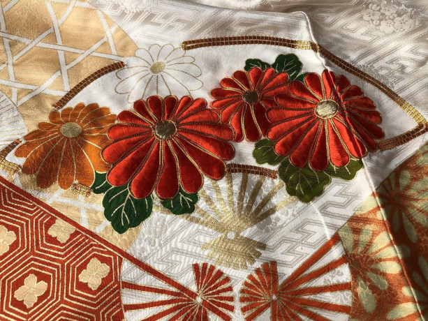 authentic-japanese-silk-kimono-big-2