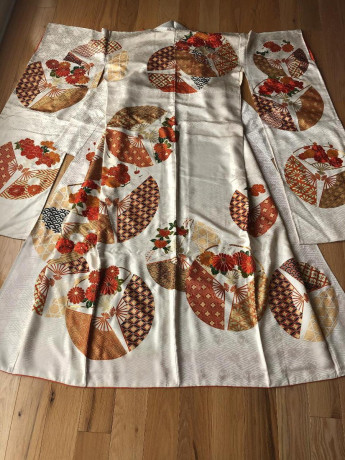 authentic-japanese-silk-kimono-big-1