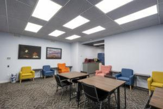 shared-office-space-in-flushing-mercurycenterflushingnycom-big-0