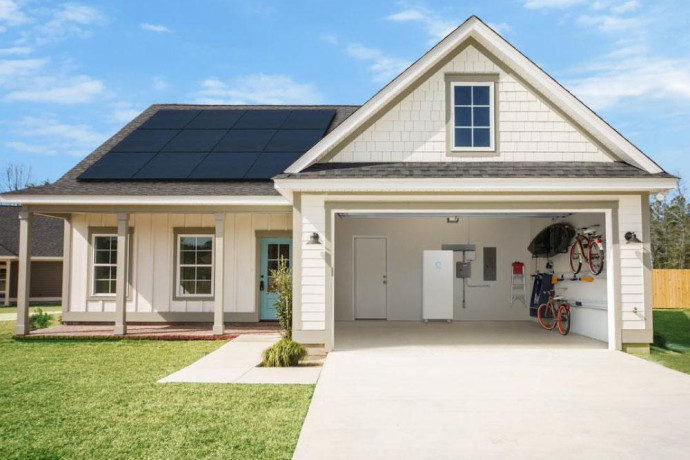 everything-about-solar-batteries-solar-secure-big-0