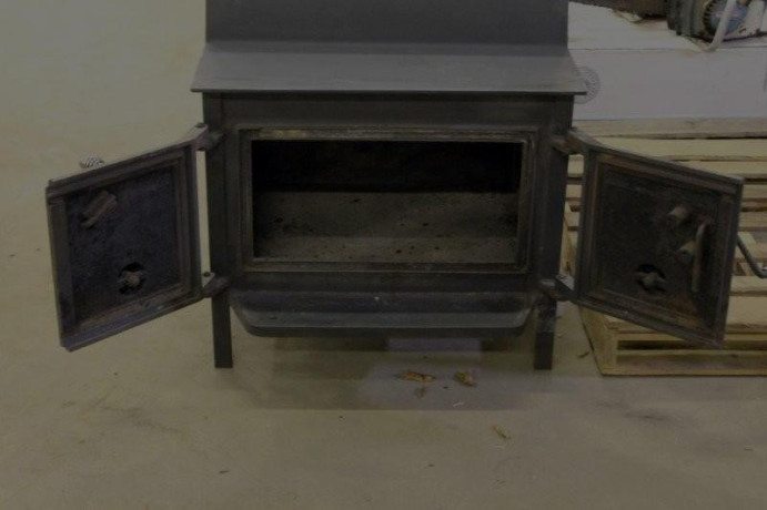 kodiak-2-door-2-tier-woodstove-for-sale-big-0