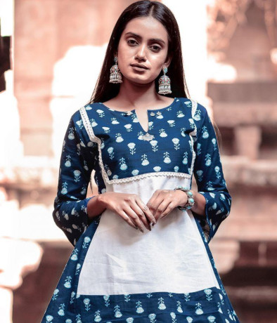 order-online-sarara-dress-at-best-price-big-0