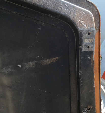 1980-1982-corvette-hood-fits-1968-69-70-71-72-73-74-75-76-77-78-79-80-81-82-big-0