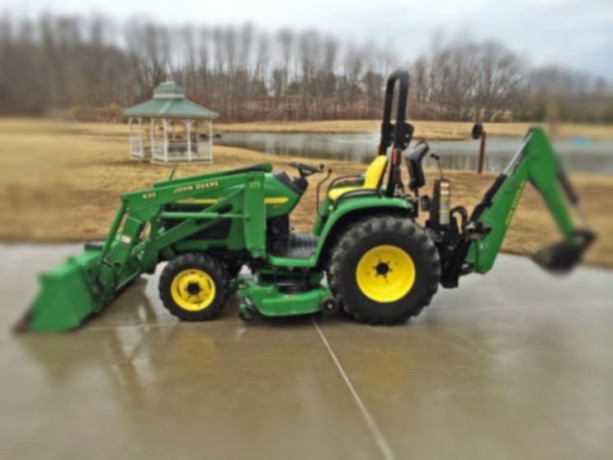 green-2004-john-deere-4310-big-0