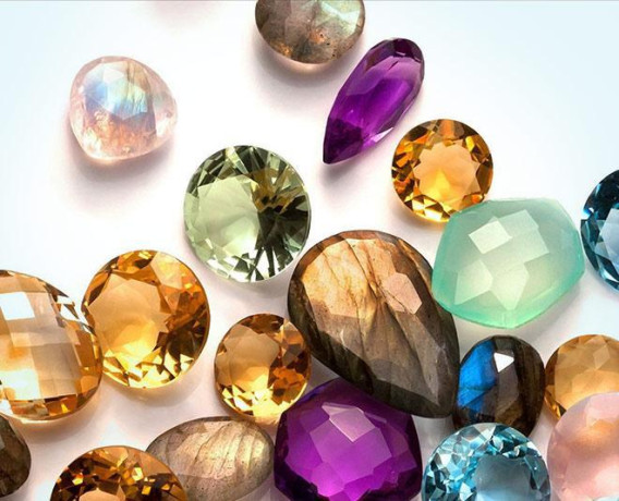original-gemstones-are-available-at-khanna-big-0