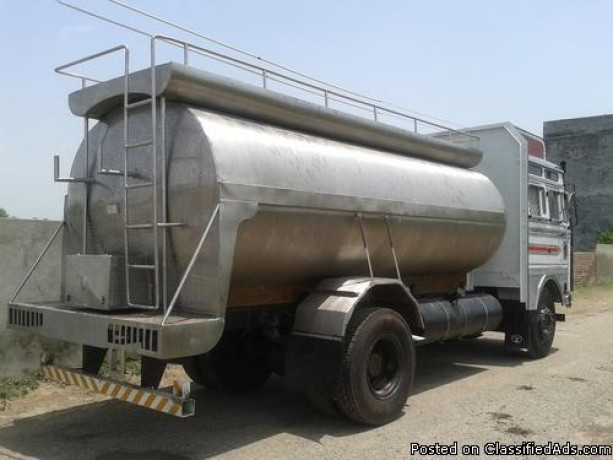 road-milk-tanker-big-0