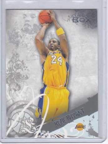 kobe-bryant-06-07-topps-luxury-box-24-big-0
