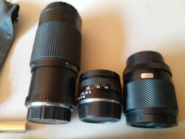 yashica-camera-3-lenses-and-case-big-2
