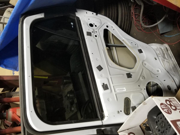 2015-ford-explorer-right-rear-door-glass-tinted-police-big-0