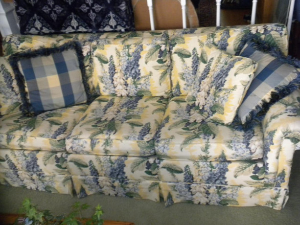 free-drexal-heritage-queen-sofa-bed-big-0