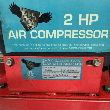 2-hp-4gal-twintankair-compressor-leland-big-1