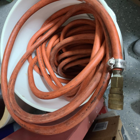 2-hp-4gal-twintankair-compressor-leland-big-0