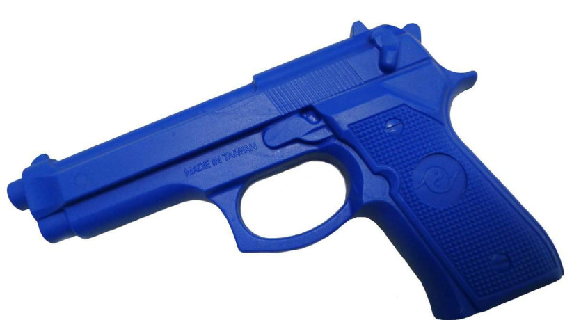 wo4006a-practice-rubber-92-martial-arts-training-gun-pistol-big-0
