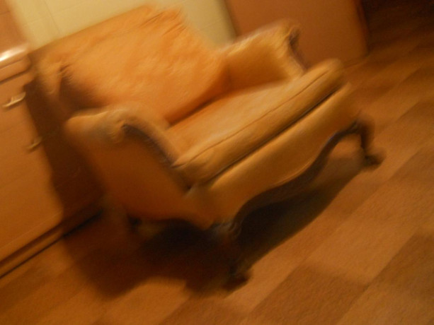 gold-antique-chair-big-1